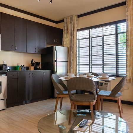 Tradewinds Apartment Hotel Маямі-Біч Екстер'єр фото